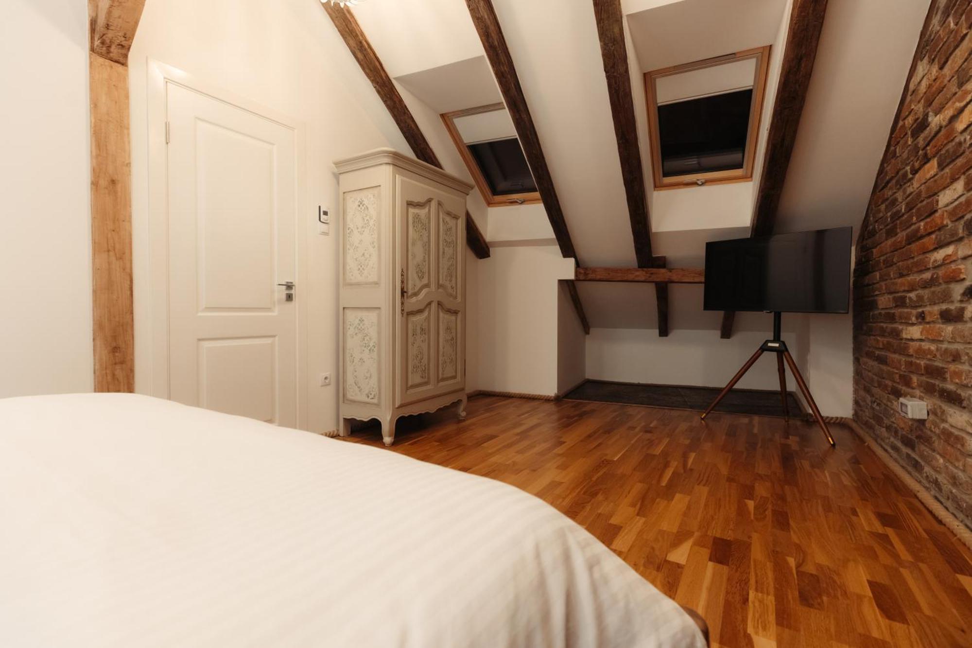 Casa 1901 Aparthotel Baia Mare Luaran gambar