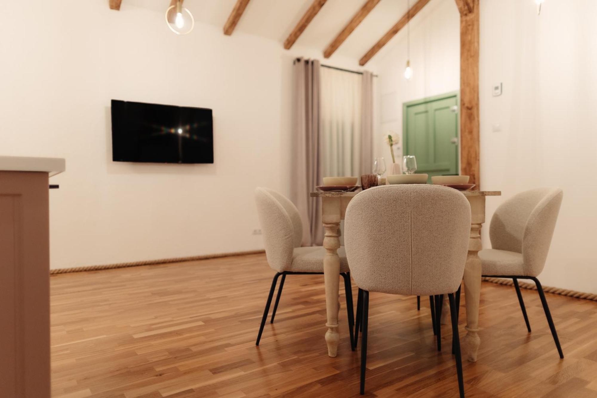 Casa 1901 Aparthotel Baia Mare Luaran gambar